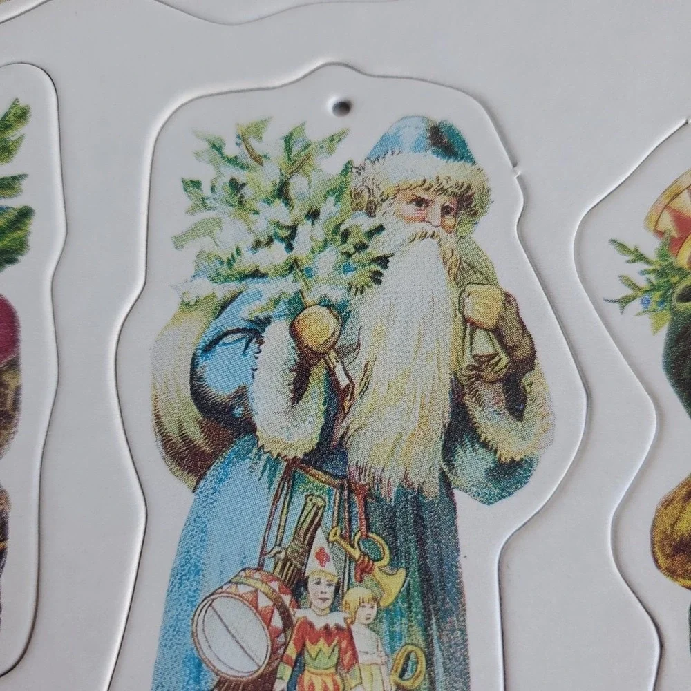 Leisure Arts Cardboard Ornaments 1991  On Card santa‎ claus